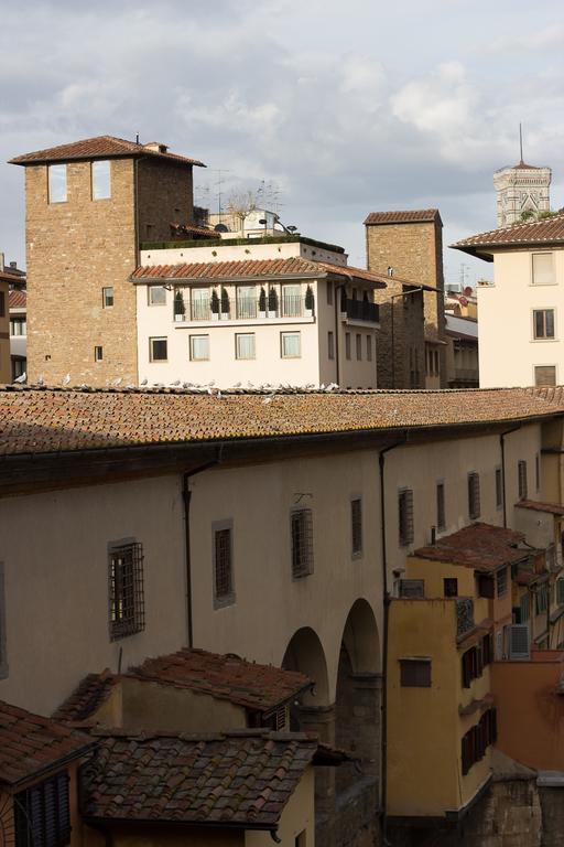 شقة Ponte Vecchio Luxury II فلورنس الغرفة الصورة