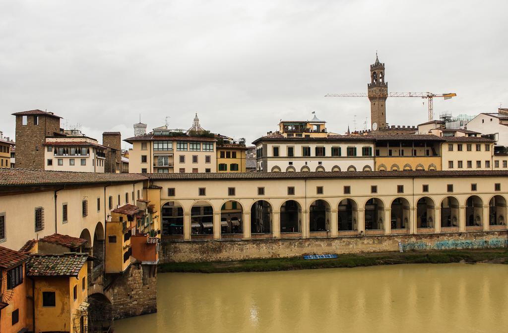 شقة Ponte Vecchio Luxury II فلورنس الغرفة الصورة